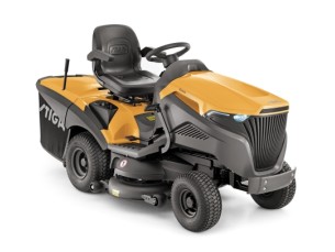 Stiga  estate 7102 hws met 2 cilinder motor, gratis motorkettingzaag